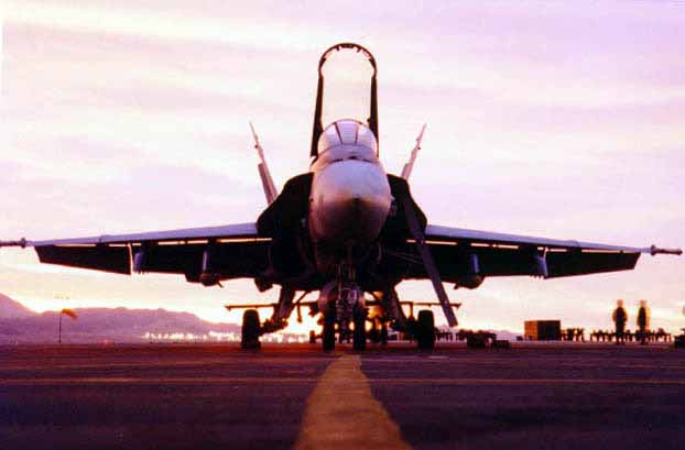 f18front - Kopie.jpg